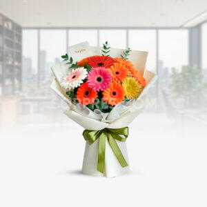 Enamora con este lindo Arreglo floral. Ramo de Gerberas con finos follajes. Florería en Cusco